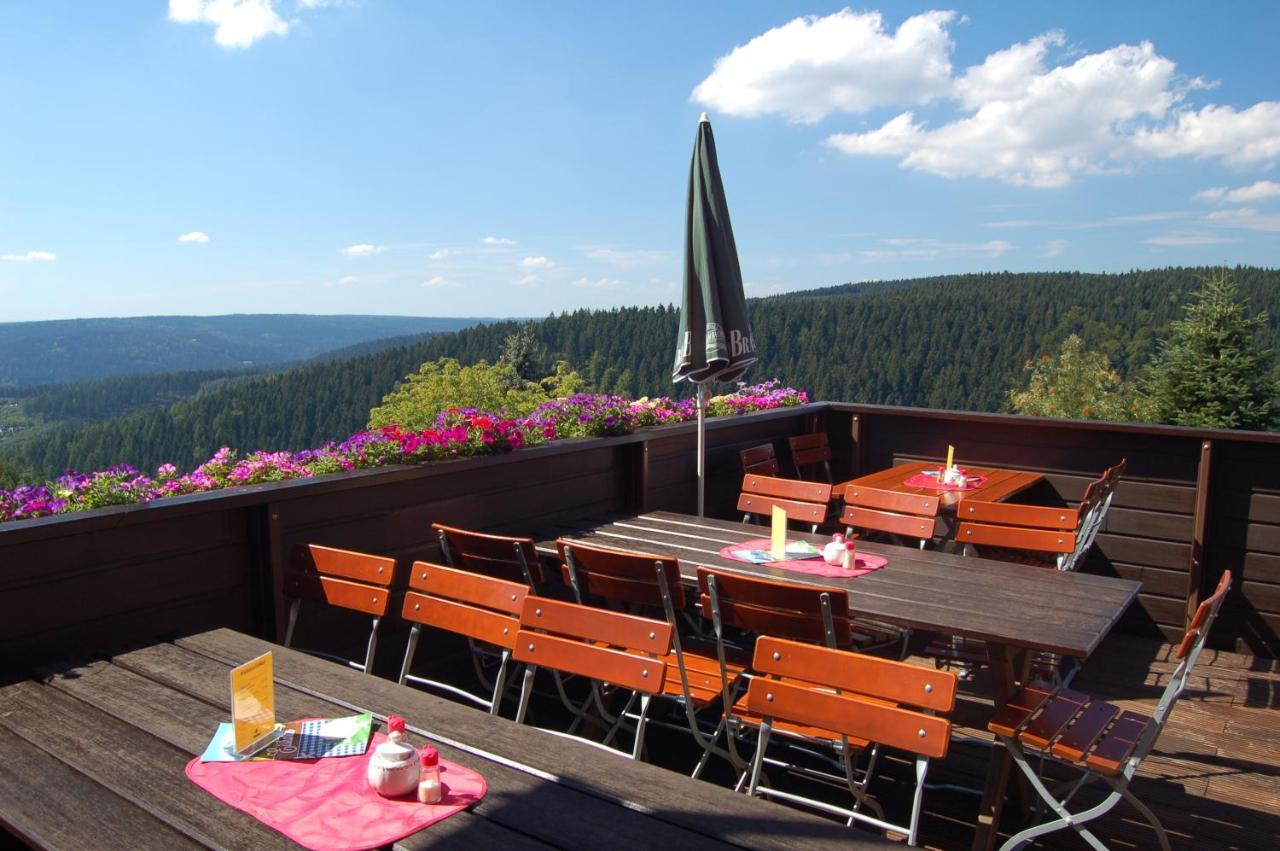 Berggasthaus & Pension Schoene Aussicht Klingenthal Eksteriør bilde