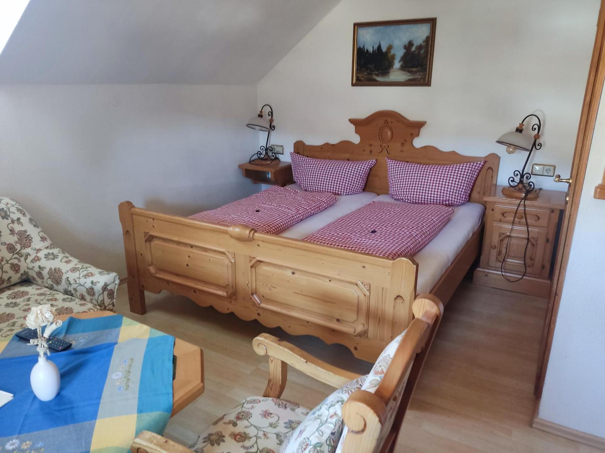 Berggasthaus & Pension Schoene Aussicht Klingenthal Eksteriør bilde